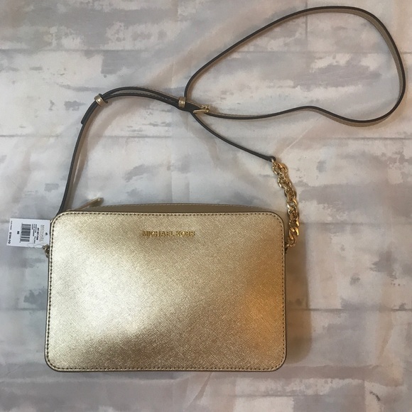 Michael Kors Jet Set Crossbody in Gold ❤️ NWT! - Picture 1 of 8
